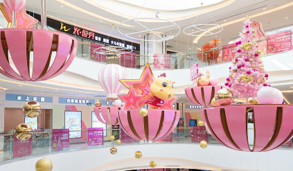 商場(chǎng)電動(dòng)葫蘆懸掛燈光吉祥物造型更加高效安全