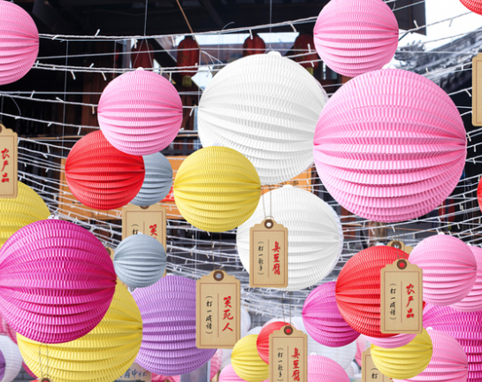 商場(chǎng)電動(dòng)葫蘆參與商場(chǎng)中秋宣傳活動(dòng)