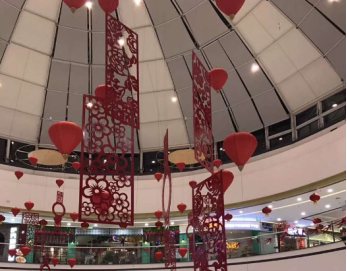 商場(chǎng)電動(dòng)葫蘆參與國(guó)慶宣傳